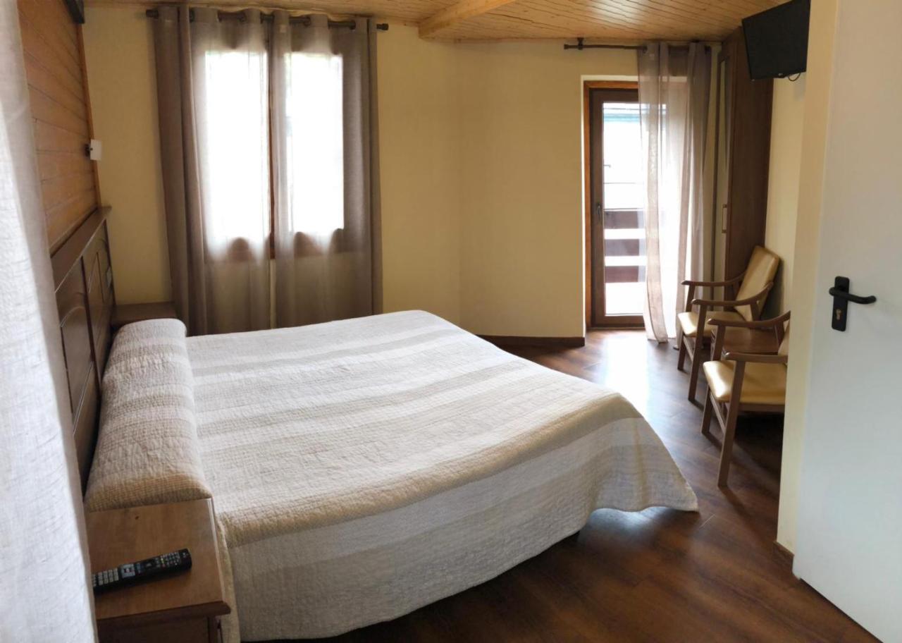Hotel Sarao Escarrilla Exterior photo
